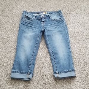 Mudd Jean Capri Shorts Size 3
